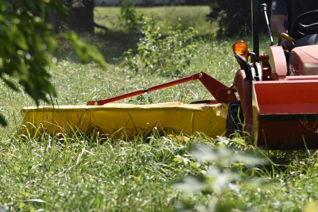 Drum Mower vs Disc Mower