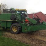 John Deere 4400