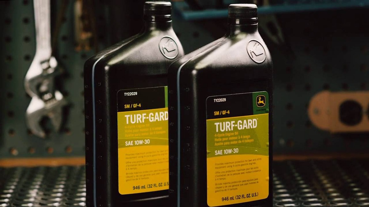 John Deere Oil vs Regular Oil