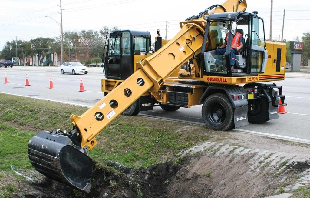 Gradall vs Excavator